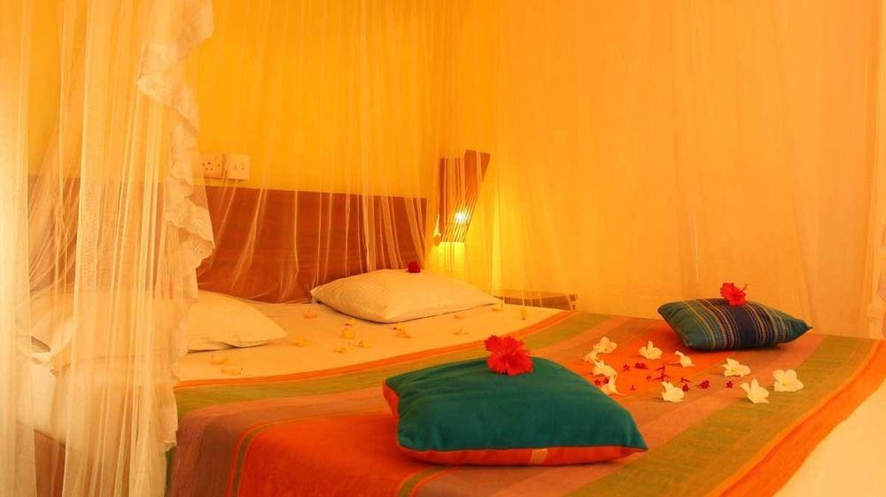 אונה ואטונה Primrose Guest House מראה חיצוני תמונה