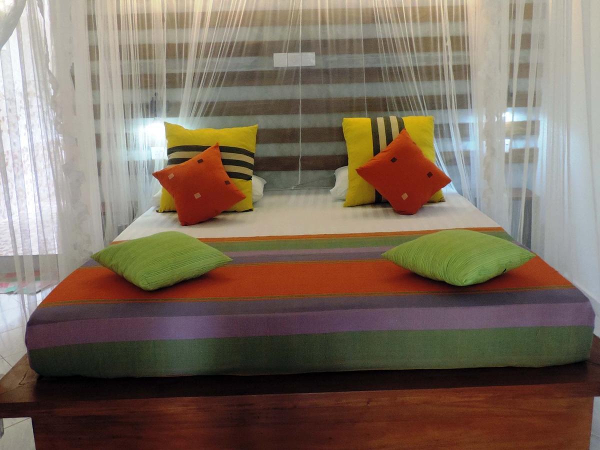 אונה ואטונה Primrose Guest House מראה חיצוני תמונה