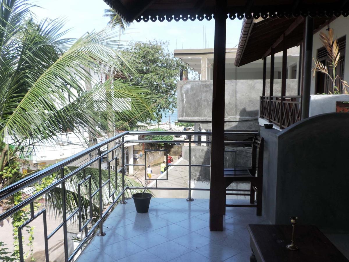 אונה ואטונה Primrose Guest House מראה חיצוני תמונה