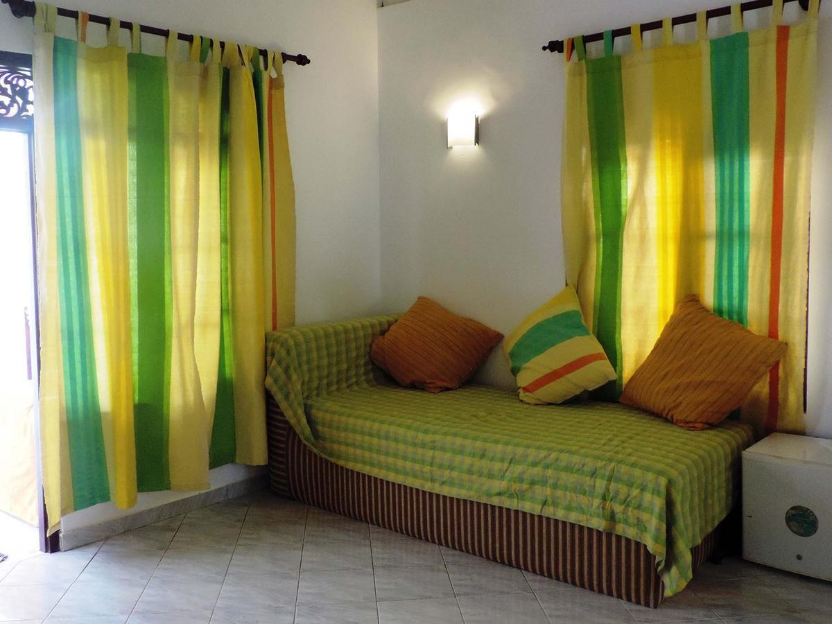 אונה ואטונה Primrose Guest House מראה חיצוני תמונה