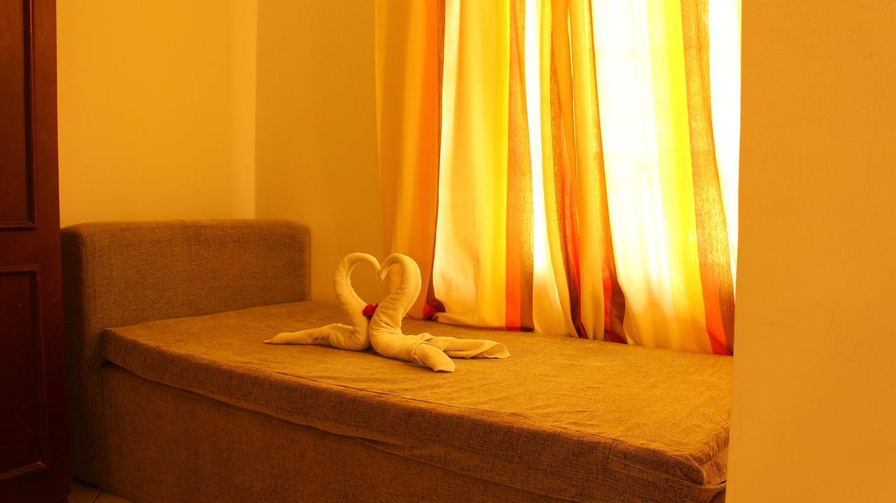 אונה ואטונה Primrose Guest House מראה חיצוני תמונה