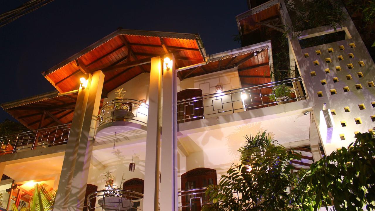 אונה ואטונה Primrose Guest House מראה חיצוני תמונה