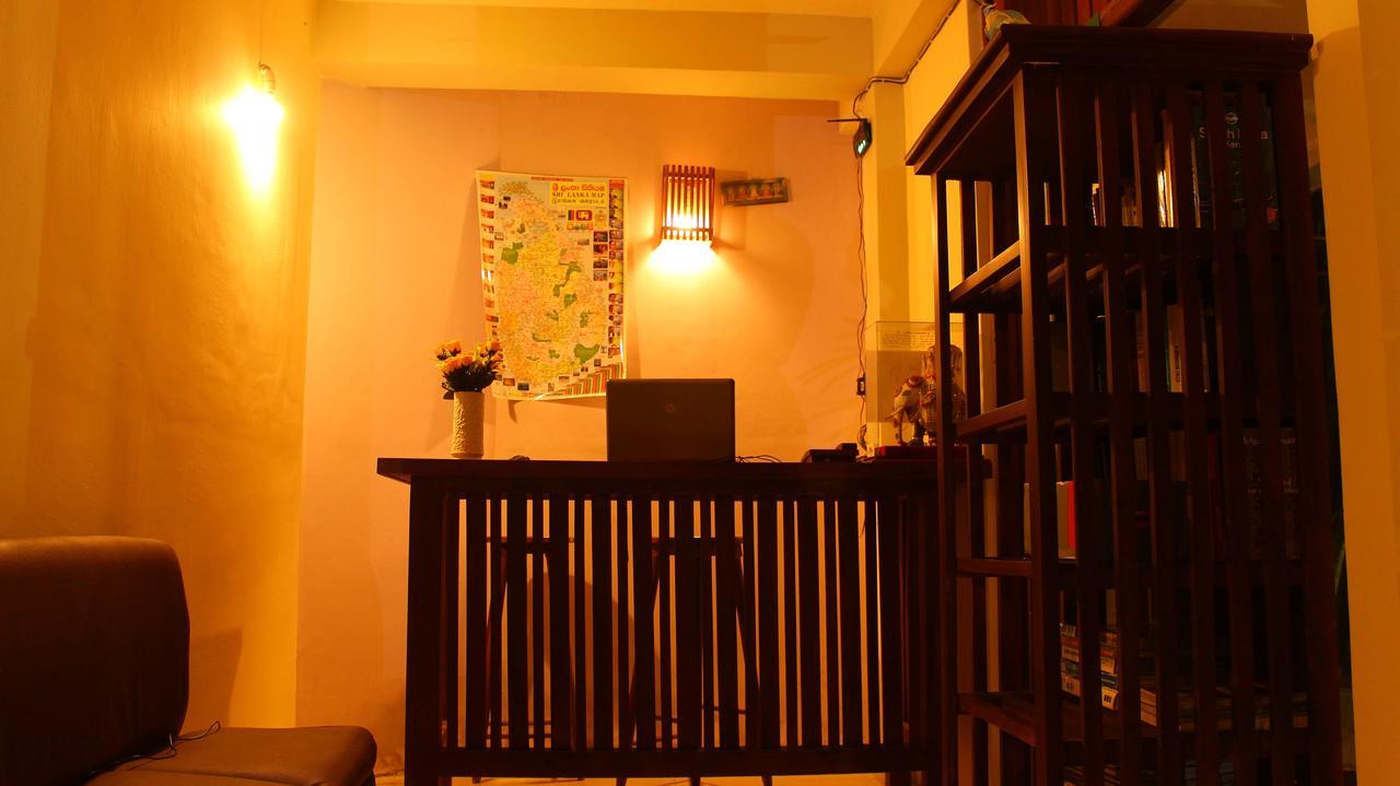 אונה ואטונה Primrose Guest House מראה חיצוני תמונה