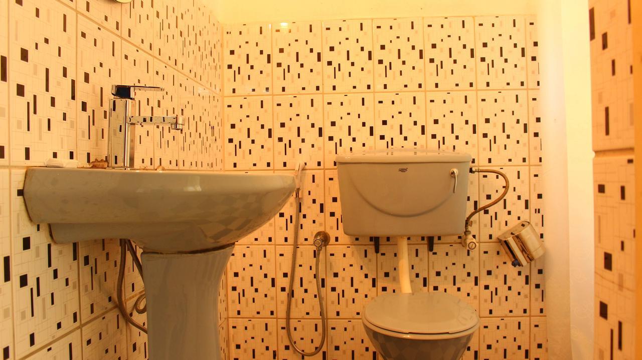 אונה ואטונה Primrose Guest House מראה חיצוני תמונה