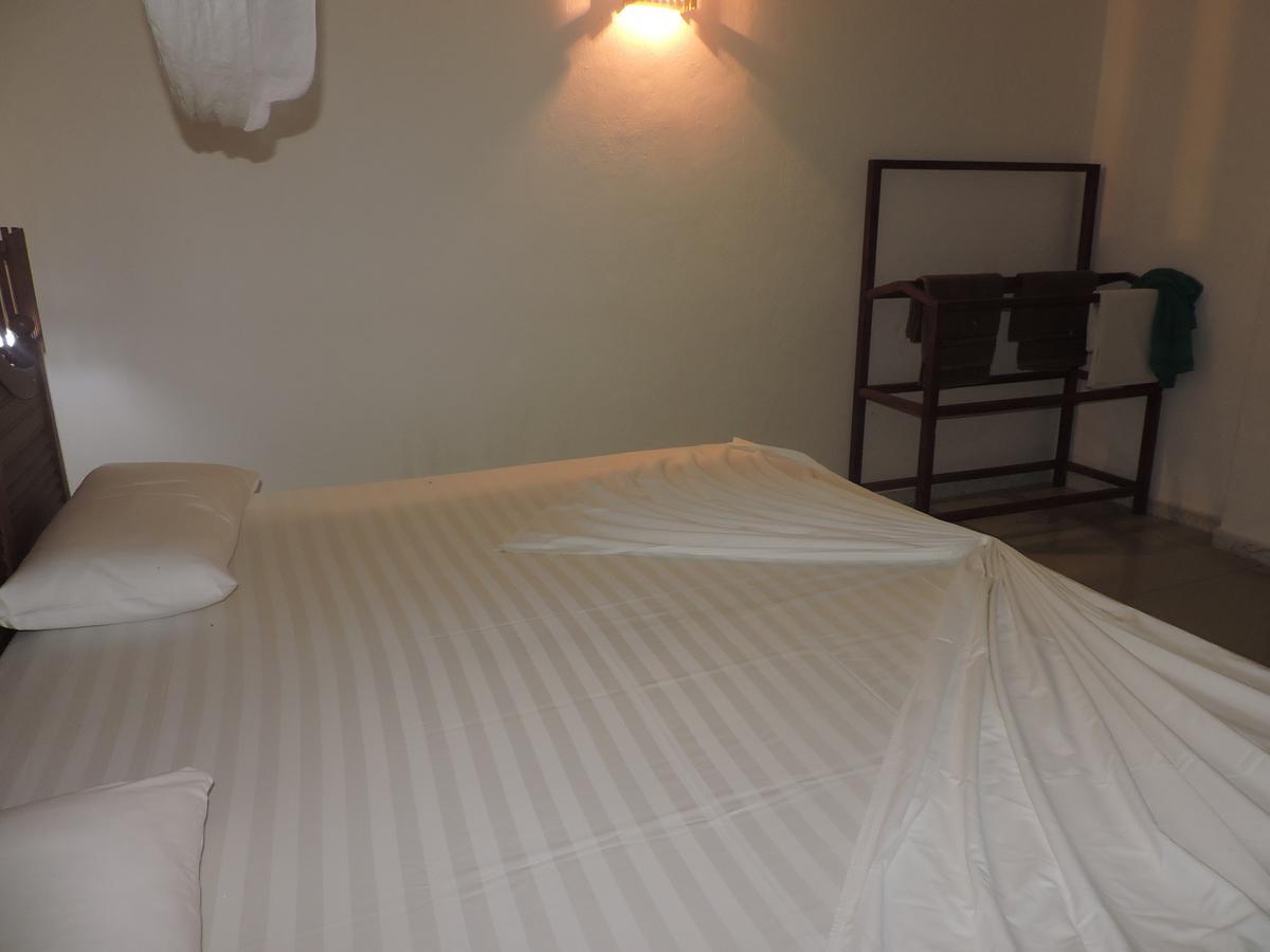 אונה ואטונה Primrose Guest House מראה חיצוני תמונה